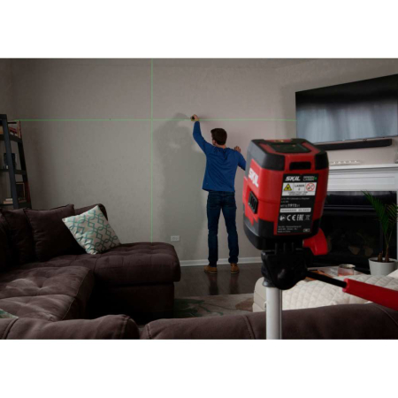 SKIL 1912 AA Nivela laser cu linie în cruce, lumina verde, raza actiune 20m, prindere trepied 1/4, Accu Li-Ion, include incarcator micro USB si clema de prindere [1]