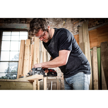 SKIL 3540 CA Mini fierastrau cu acumulator „Compact brushless“, turatie 6000 /min, 3 lame de schimb, doar corpul [4]