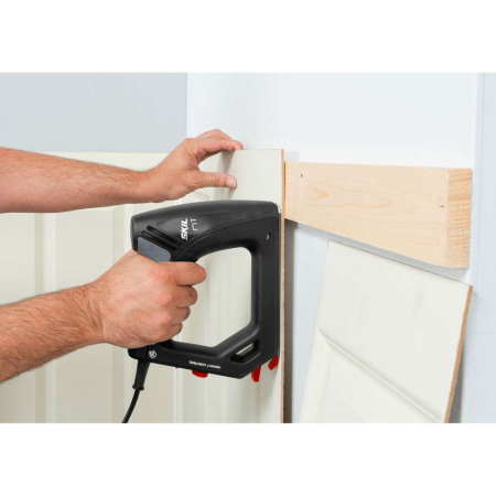 SKIL 8200 AC, Capsator/ciocan electric F0158200AC, functional cu capse No.53, 8-16mm si cuie No.40, 47 si 38, 15-16mm, + geanta si accesorii [4]