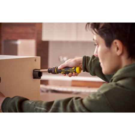 Stanley FMHT62692-0, Surubelnita multibit SpeedDrive FatMax cu clichet, magazie de biti + 3 biti inclusi [18]