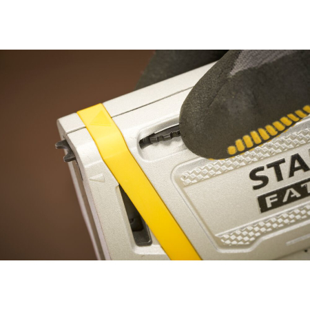 Stanley FMHT70250-0, capsator din aluminiu, FatMax 2 in 1 Multi Tracker, functioneaza cu capse tip G si cuie tip J [9]