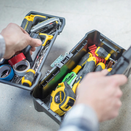 Stanley STST1-75518, cutie essential 16' cu inchidere metalica si 2 organizatoare [1]