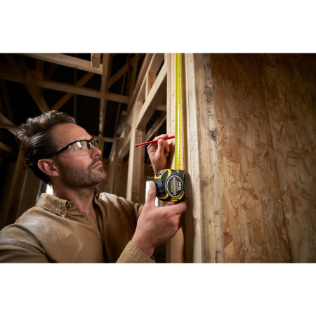 Stanley XTHT0-33501, ruleta autolock fatmax 8m, Mylar®, BladeArmor, magnet fix, 8m x 32mm + un carlig detasabil, blister [12]