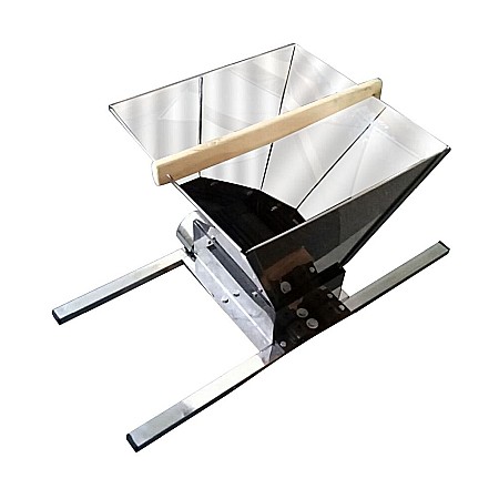 Utilaje Agricole, Accesorii și Consumabile - Zdrobitor struguri SS30