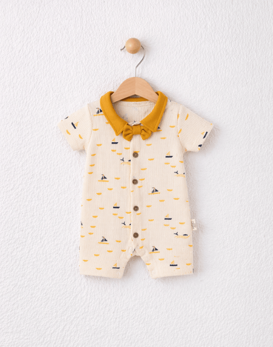 Salopetă de vară băieței crem cu guler galben | 3–12 luni [2]