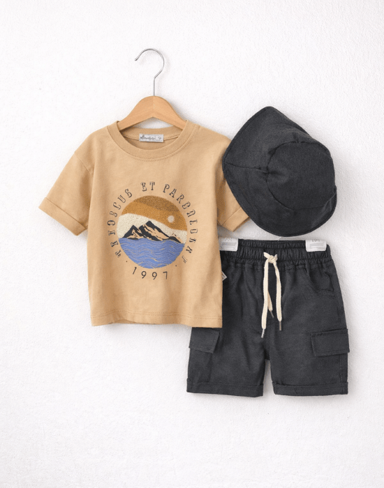 Set băieți 3 piese de vară cu tricou, pantaloni scurți și pălărie [2]