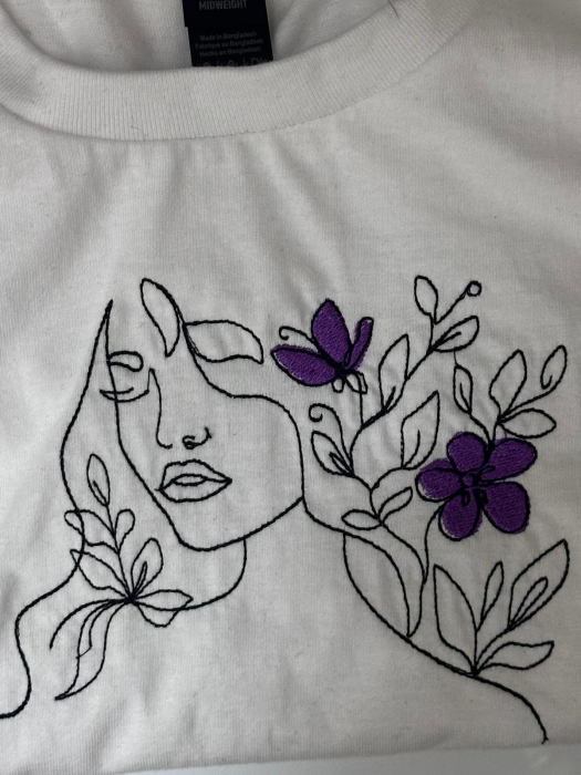 Tricou brodat dama [2]