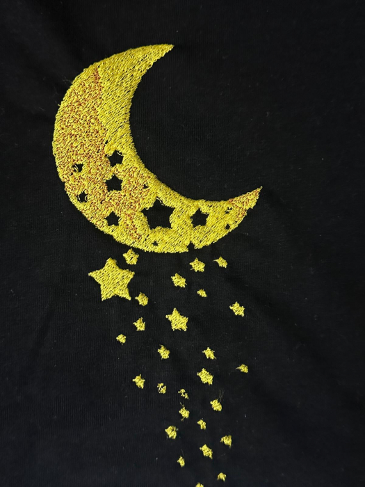 Tricou brodat dama luna instelata [2]