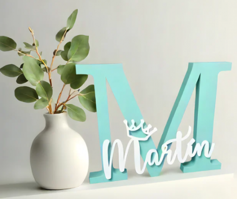 Inițială decorativă personalizată [2]