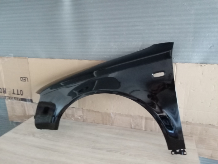 Aripa fata stanga Audi A4 B7 2004-2007 Negru LZ9Y [3]