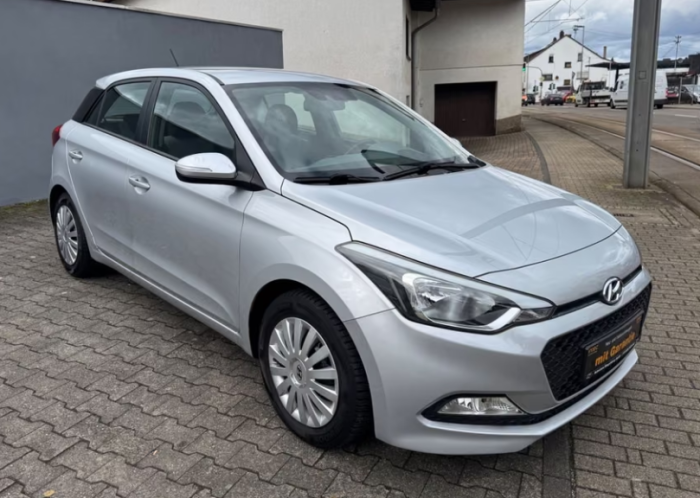 Bara fata Gri Hyundai i20 2014-2018 VOPSITA Tu alegi culoarea [2]