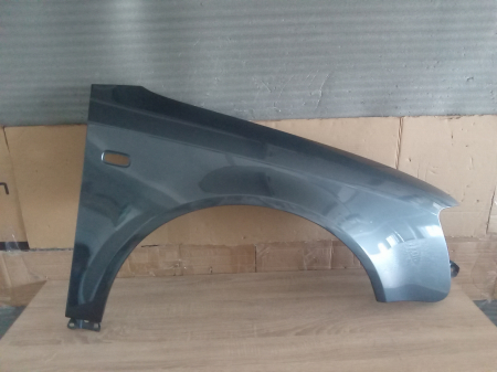 A4 B7 2004-2007 - Aripa fata dreapta Audi A4 B7 2004-2007 Gri LX7Z