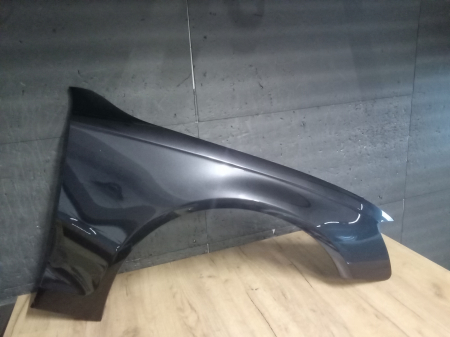 A4 B8 2007-2011 - Aripa fata dreapta Audi A4 B8 2007-2011 gri LZ7L