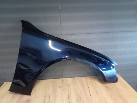 A4 B8 2007-2011 - Aripa fata dreapta Audi A4 B8 2007-2011 negru LY9B