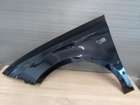 Leon 2005-2012 - Aripa fata stanga Seat Leon II 2 1P1 2004-2012 Negru LC9Z