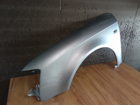 A4 B7 2004-2007 - Aripa fata stanga Audi A4 B7 2004-2007 gri LY7G