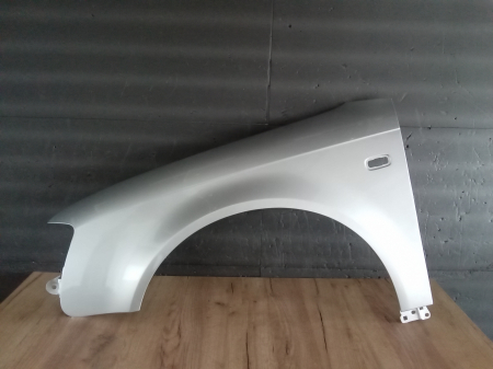 A4 B7 2004-2007 - Aripa fata stanga Audi A4 B7 2004-2007 gri LY7W