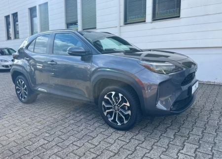 Aripa dreapta fata Gri Toyota Yaris Cross 2020-2025 VOPSITA TU Alegi culoarea [1]
