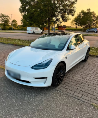 Aripa stanga fata Alba PBCW PPSW VOPSITA Tesla Model 3 2017-2023 [1]