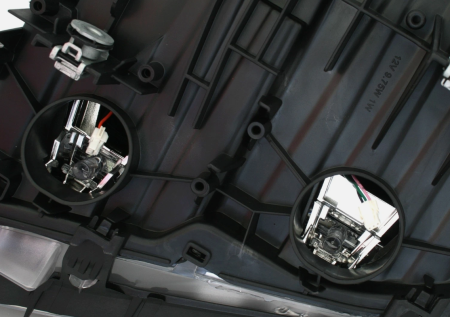 Far Xenon BMW Seria 3 F30 F31 2011-2015 D1S LED Dreapta [2]