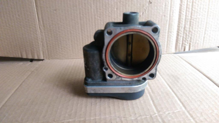 Clapeta acceleratie BMW Seria 5 E60 E61, 520i, motor 2.2 benzina, cod 7502444, an 2004-2010 [2]
