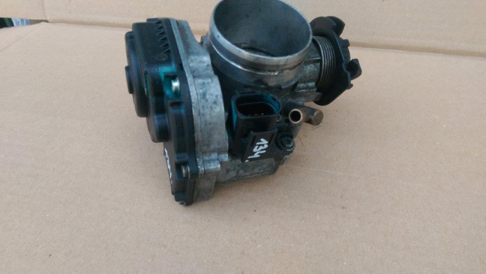 Clapeta acceleratie Golf 4, 1.6 benzina, 037133064D, an 1997-2007 [3]