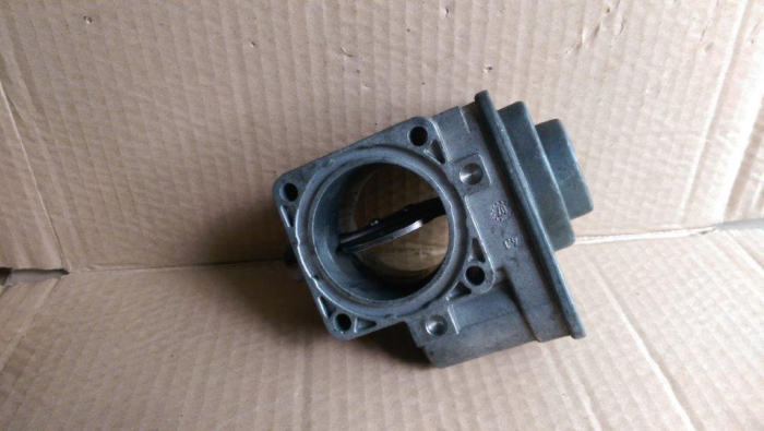 Clapeta acceleratie VW Golf 5, motor 1.9 SDI, cod 038128063J, an 2003-2009 [2]