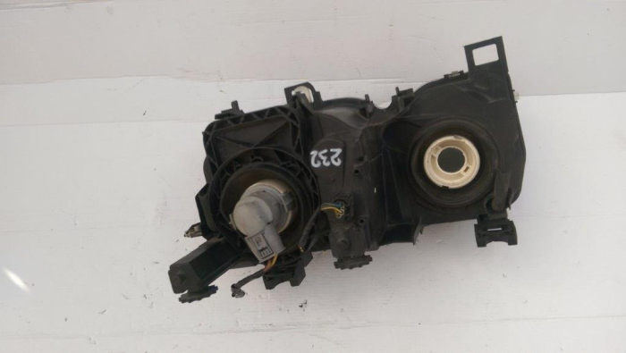 Far dreapta BMW Seria 3 E46, compact, 6901970, an 2001-2005 [3]