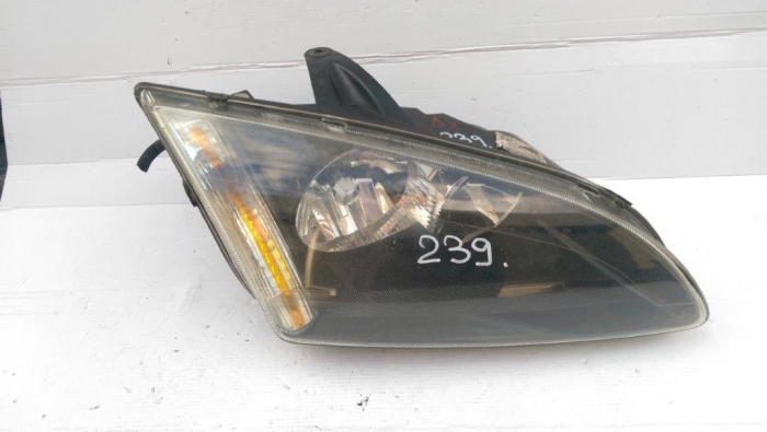 Far dreapta Ford Focus 2, facelift, 4M51-13W029-KE, an 2004-2011 [2]