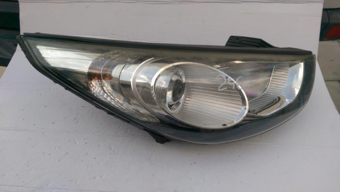 Far dreapta Hyundai iX35, 92102-2Y, an 2010-2015 [2]