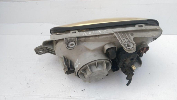 Far dreapta Hyundai Santa Fe 1, 92102-26XXX, an 2001-2006 [2]