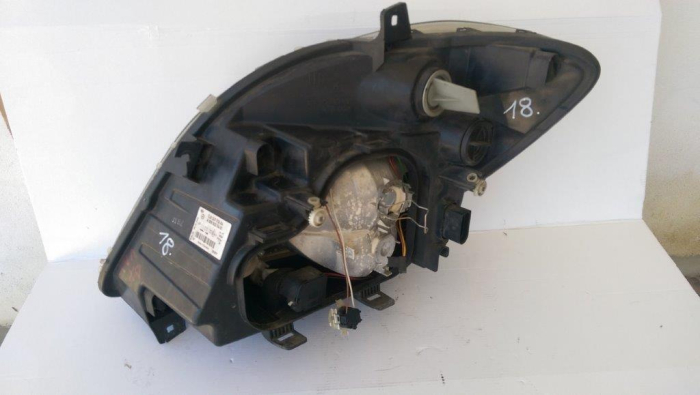 Far dreapta Mercedes Sprinter, W906, A9068200461, an 2006-2018 [4]