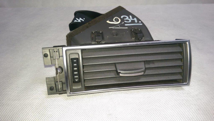 Grila aer, gura ventilatie bord dreapta Audi A6 4F C6, 4F1820902, an 2004-2011 [2]