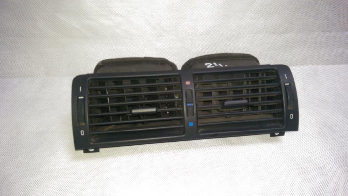 Grila aer, gura ventilatie bord centrala BMW Seria 3 E46, 8363199, an 1998-2004 [3]