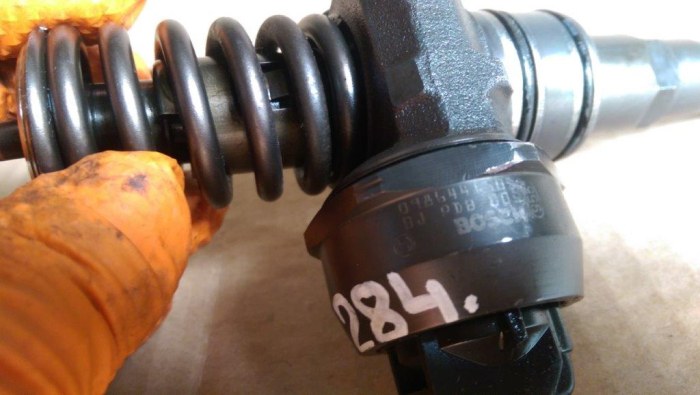 Injector Audi A2, motor 1.4tdi, cod 045130079X, 098644150, an 1999-2005 [3]