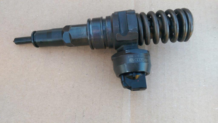 Injector Audi A4 B6, VW Passat B5, 1.9 tdi, 038130073AR, 0414720214, PDB013, an 1999-2004 [2]