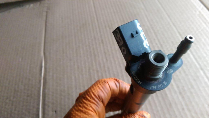 Injector BMW Seria 3 E90 E91, motor 2.0 d, N47, cod 0445116001, an 2007-2011 [4]