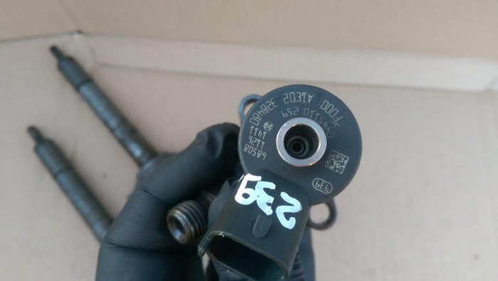 Injector Ford Focus 2, motor 1.6 tdci, cod 0445110259, an 2004-2011 [4]