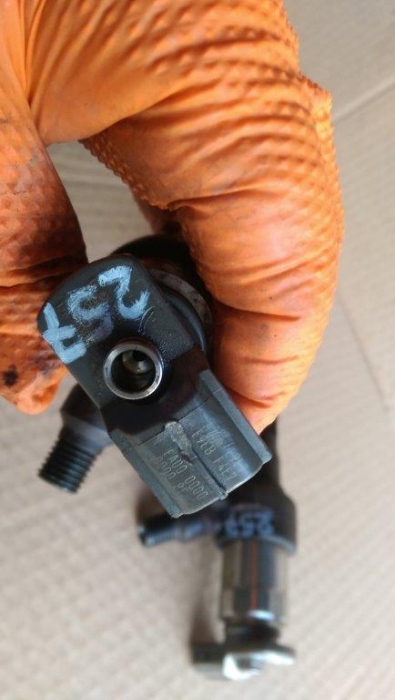 Injector Mazda 6 GH, motor 2.2d, cod R2AA13H50, an 2007-2012 [4]