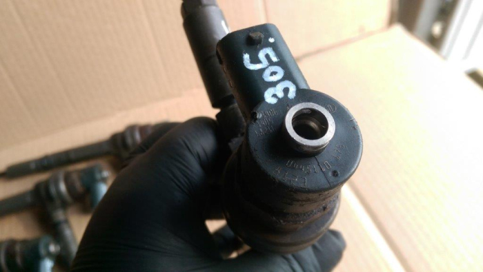 Injector Opel Astra H, motor 1.7cdti, cod 0445110175, an 2004-2010 [3]