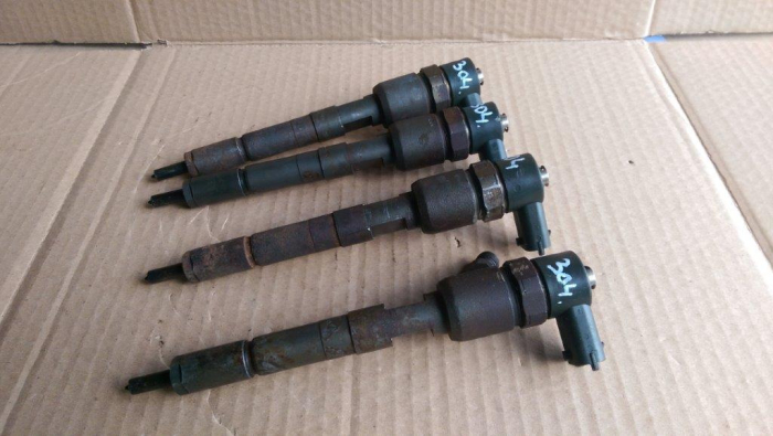 Injector Opel Corsa C, motor 1.3cdti, cod 0445110083, an 2003-2009 [2]