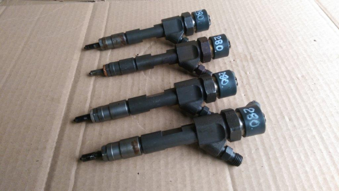 Injector Renault Trafic, Opel Vivaro, motor 1.9dci, cod 8200100272, 0445110110, an 2001-2010 [3]