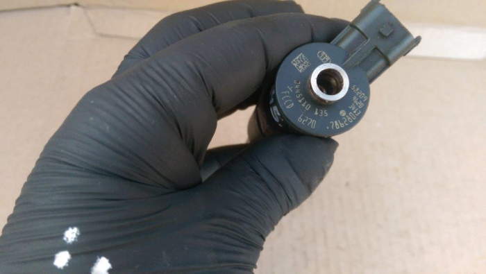 Injector Peugeot 206, 207, 307, Citroen C3, motor 1.4 hdi, cod 0445110135, an 2001-2008 [4]