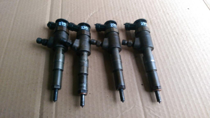 Injector Peugeot 206, 207, motor 1.4 hdi, cod 0445110252, an 2001-2008 [5]