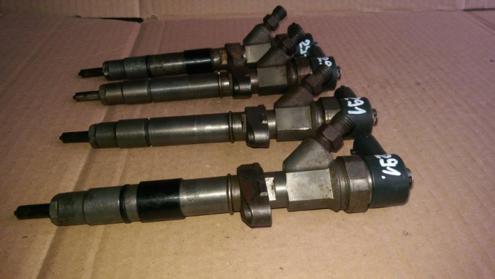 Injector Renault Master II, motor 2.2 dci, cod 8200084534, 0445110084, an 2000 – 2006 [2]