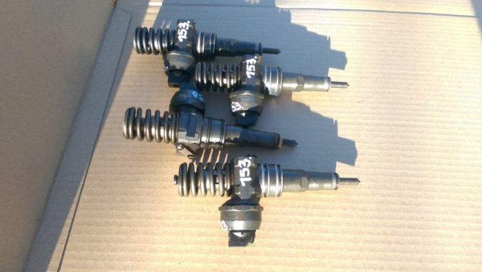 Injector Audi A3 8P, VW Golf 4, Passat B5, Skoda Octavia 1.9 tdi, 038130073AJ, 0414720037, PDB12, an 2001-2009 [2]