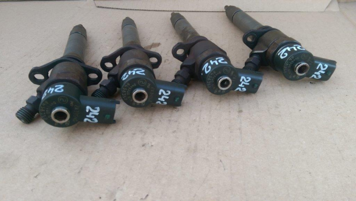 Injector Volvo XC90, motor 2.4d, cod 8658352, 0445110078, an 2002-2009 [2]