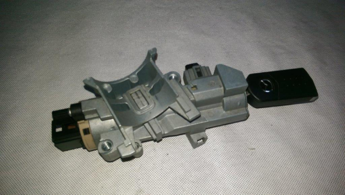 Modul pentru Mazda 2 DY [2]