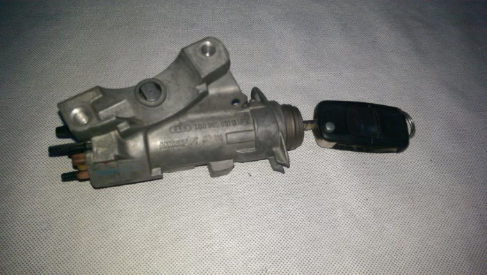 Contact cu cheie VW Passat B5, 4B0905851B, an 1997-2005 [2]