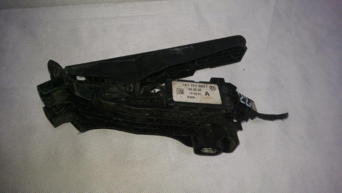 Pedala pentru Volkswagen Golf 5, motorizare 2.0 diesel, cod 1K1721503P [2]